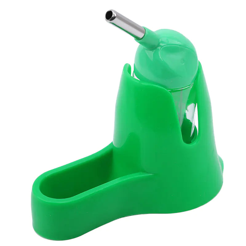 Compact Dual-Use Pet Feeder for Hamsters